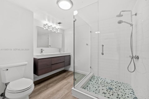 Adosado en venta en Miami, Florida, 2 dormitorios, 95.97 m2 № 2058626 - foto 25