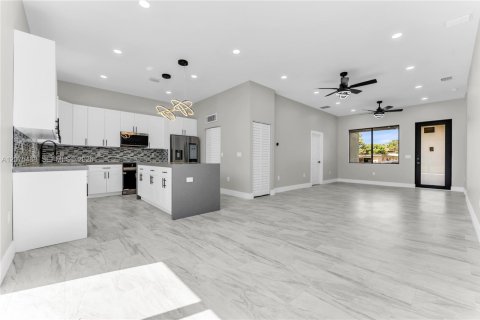 Villa ou maison à vendre à Fort Lauderdale, Floride: 4 chambres, 168.06 m2 № 2315874 - photo 8