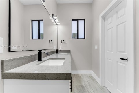 Villa ou maison à vendre à Fort Lauderdale, Floride: 4 chambres, 168.06 m2 № 2315874 - photo 24