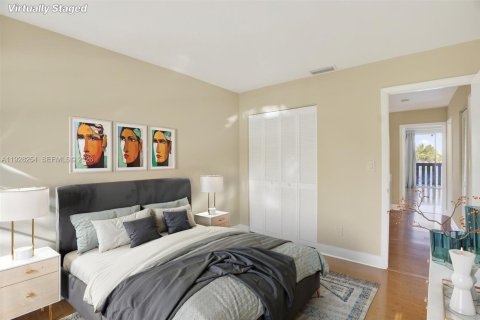 Townhouse in Miami, Florida 3 bedrooms, 178.65 sq.m. № 1996066 - photo 26