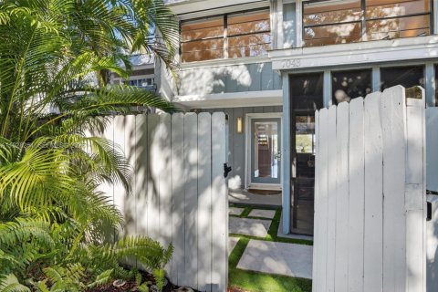 Townhouse in Miami, Florida 3 bedrooms, 178.65 sq.m. № 1996066 - photo 3