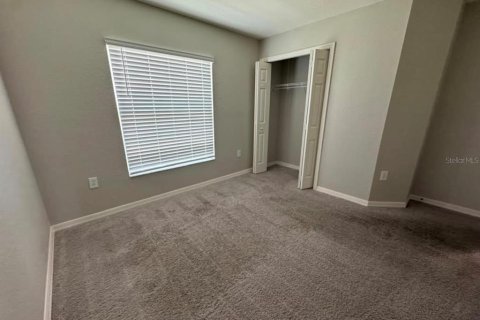 House in Haines City, Florida 4 bedrooms, 143.72 sq.m. № 2379426 - photo 5