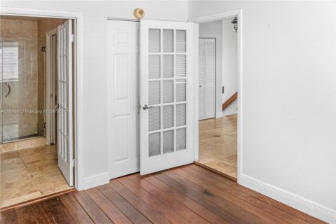 Condo in Cutler Bay, Florida, 1 bedroom  № 2013446 - photo 4