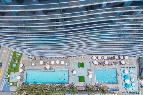 Condominio en venta en Hollywood, Florida, 2 dormitorios, 109.53 m2 № 1968291 - foto 20