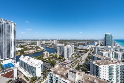 Condominio en venta en Hollywood, Florida, 2 dormitorios, 109.53 m2 № 1968291 - foto 24