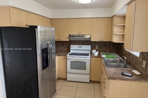 Immobilier commercial à vendre à Miami Gardens, Floride: 164.99 m2 № 2081093 - photo 16