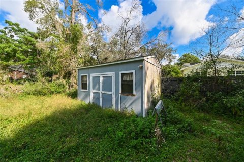 House in Dade City, Florida 3 bedrooms, 167.5 sq.m. № 1916989 - photo 20