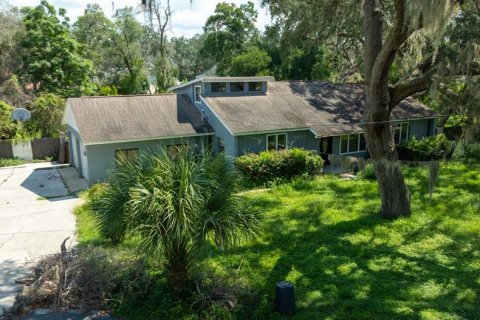 House in Dade City, Florida 3 bedrooms, 167.5 sq.m. № 1916989 - photo 3