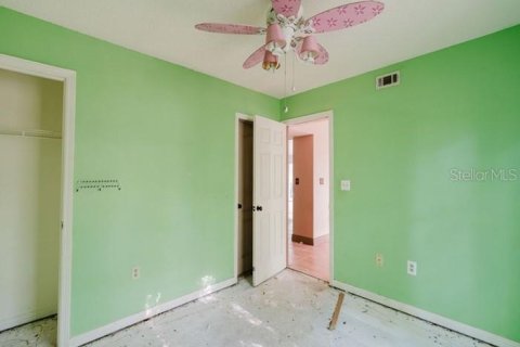 House in Crestview, Florida 4 bedrooms, 247.68 sq.m. № 1514045 - photo 13