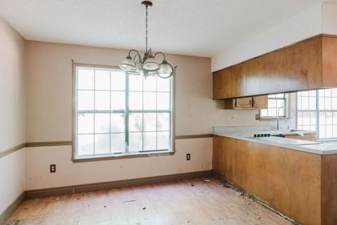 House in Crestview, Florida 4 bedrooms, 247.68 sq.m. № 1514045 - photo 7