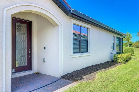 House in Venice, Florida 2 bedrooms, 177.16 sq.m. № 1827999 - photo 3