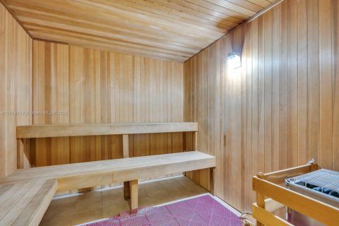 Купить кондоминиум в Майами, Флорида 2 спальни, 94.95м2, № 1962778 - фото 28