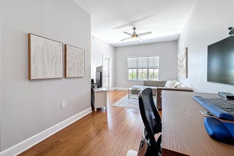 Condo in Saint Petersburg, Florida, 1 bedroom  № 1801924 - photo 21