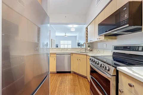 Condo in Saint Petersburg, Florida, 1 bedroom  № 1801924 - photo 17
