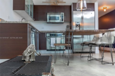 Снять в аренду кондоминиум в Майами, Флорида 1 спальня, 98.1м2, № 2047130 - фото 12