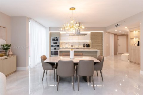 Купить кондоминиум в Санни-Айлс-Бич, Флорида 3 спальни, 175.77м2, № 2039465 - фото 13