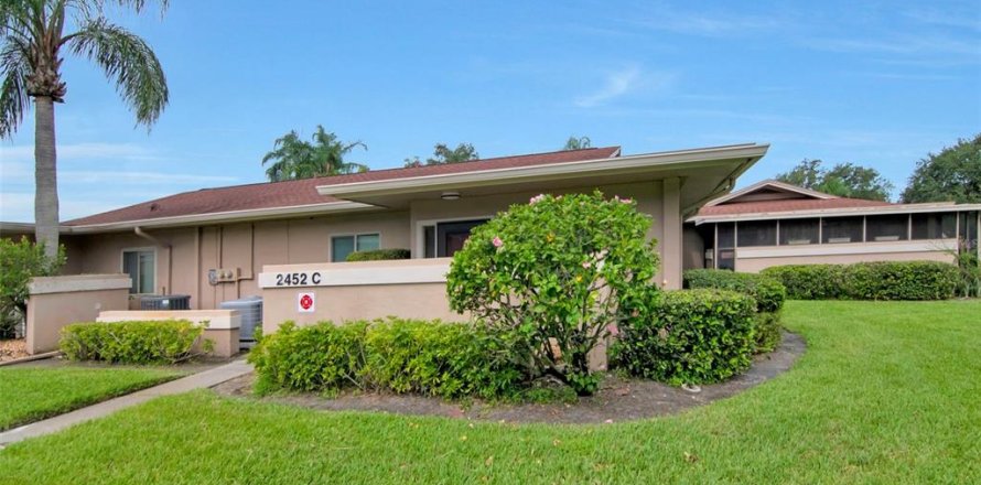 Condo in Clearwater, Florida, 2 bedrooms № 2371758