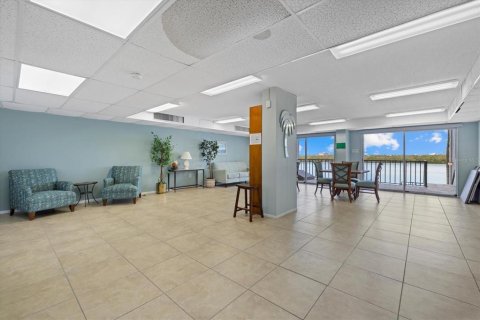 Copropriété à vendre à Sarasota, Floride: 2 chambres, 95.6 m2 № 2383664 - photo 28