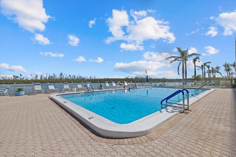 Copropriété à vendre à Sarasota, Floride: 2 chambres, 95.6 m2 № 2383664 - photo 26