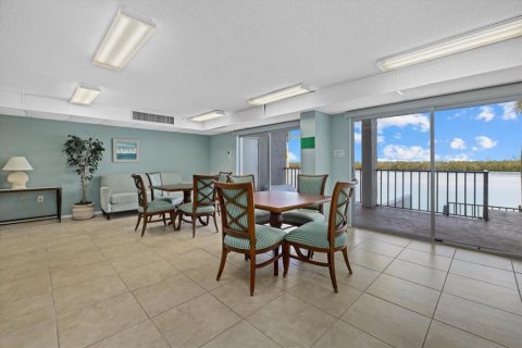 Copropriété à vendre à Sarasota, Floride: 2 chambres, 95.6 m2 № 2383664 - photo 29