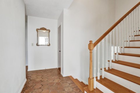 Condo in Lauderhill, Florida, 4 bedrooms  № 2382920 - photo 26