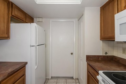 Villa ou maison à louer à Sarasota, Floride: 3 chambres, 153.29 m2 № 1893744 - photo 6