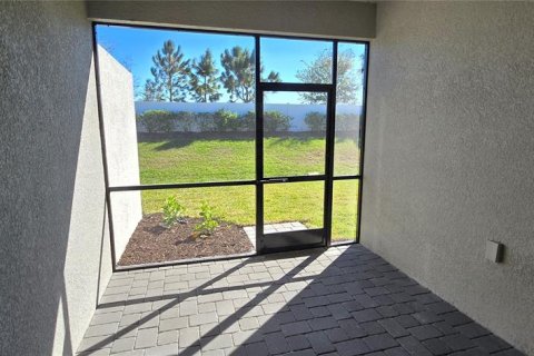 House in Bradenton, Florida 2 bedrooms, 145.39 sq.m. № 2394371 - photo 5