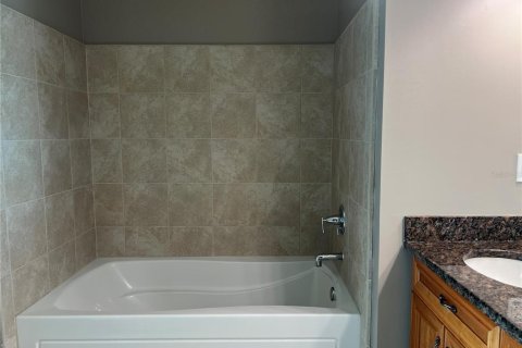 Condominio en alquiler en Orlando, Florida, 2 dormitorios, 111.11 m2 № 1767526 - foto 15