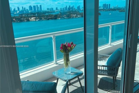 Copropriété à louer à Miami Beach, Floride: 1 chambre, 72.19 m2 № 1987264 - photo 11