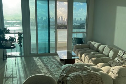 Copropriété à louer à Miami Beach, Floride: 1 chambre, 72.19 m2 № 1987264 - photo 1