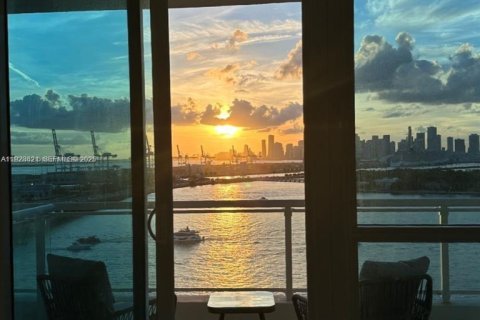 Copropriété à louer à Miami Beach, Floride: 1 chambre, 72.19 m2 № 1987264 - photo 15