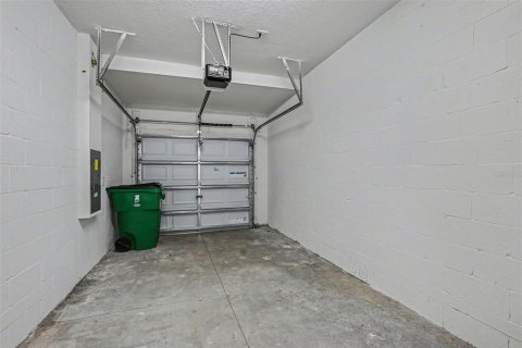 Touwnhouse à vendre à Zephyrhills, Floride: 2 chambres, 143.16 m2 № 2205992 - photo 21