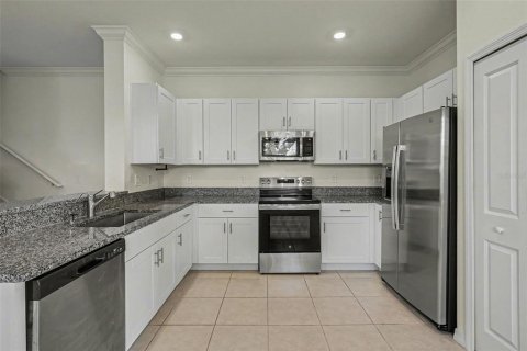 Touwnhouse à vendre à Zephyrhills, Floride: 2 chambres, 143.16 m2 № 2205992 - photo 7