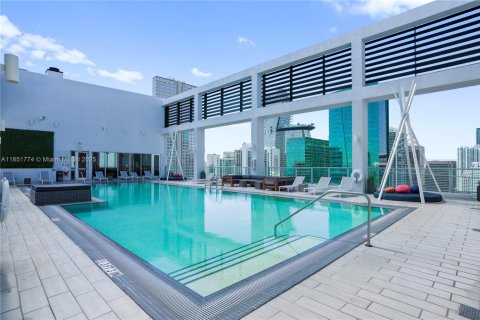 Снять в аренду кондоминиум в Майами, Флорида 1 спальня, 41.43м2, № 1872386 - фото 17