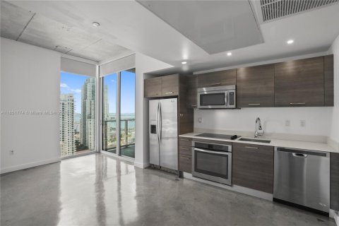 Снять в аренду кондоминиум в Майами, Флорида 1 спальня, 41.43м2, № 1872386 - фото 1