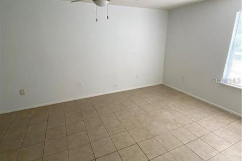 Villa ou maison à louer à Kissimmee, Floride: 3 chambres, 134.71 m2 № 1893667 - photo 11