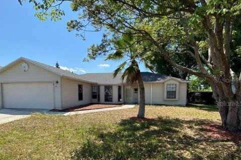 Villa ou maison à louer à Kissimmee, Floride: 3 chambres, 134.71 m2 № 1893667 - photo 1
