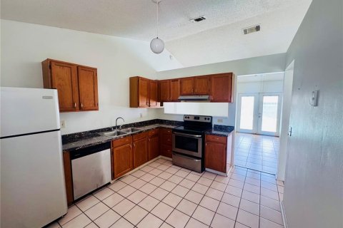 Villa ou maison à louer à Kissimmee, Floride: 3 chambres, 134.71 m2 № 1893667 - photo 7