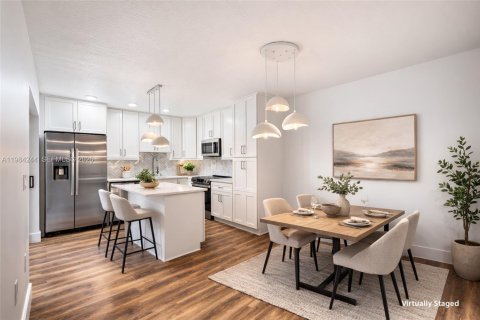 Casa en venta en Palm Beach Gardens, Florida, 2 dormitorios, 138.24 m2 № 2045499 - foto 8