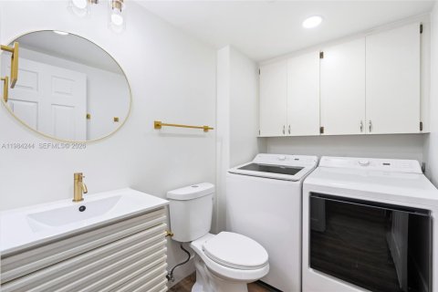 Casa en venta en Palm Beach Gardens, Florida, 2 dormitorios, 138.24 m2 № 2045499 - foto 24