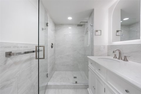 Casa en venta en Palm Beach Gardens, Florida, 2 dormitorios, 138.24 m2 № 2045499 - foto 17