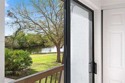 Casa en venta en Palm Beach Gardens, Florida, 2 dormitorios, 138.24 m2 № 2045499 - foto 21