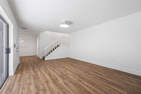 Casa en venta en Palm Beach Gardens, Florida, 2 dormitorios, 138.24 m2 № 2045499 - foto 4