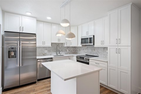 Casa en venta en Palm Beach Gardens, Florida, 2 dormitorios, 138.24 m2 № 2045499 - foto 5