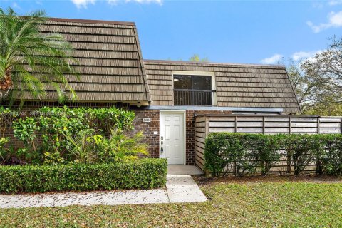 Casa en venta en Palm Beach Gardens, Florida, 2 dormitorios, 138.24 m2 № 2045499 - foto 2