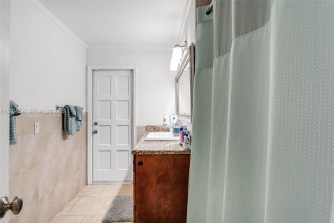Casa en venta en Pinecrest, Florida, 3 dormitorios, 116.87 m2 № 2046685 - foto 18