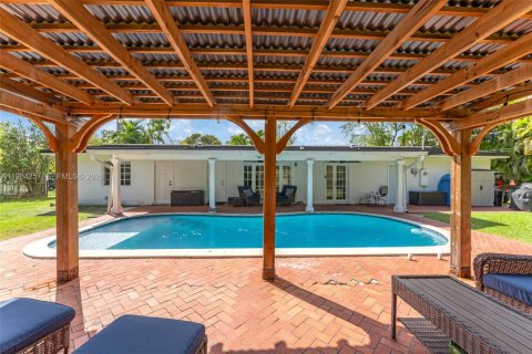 Casa en venta en Pinecrest, Florida, 3 dormitorios, 116.87 m2 № 2046685 - foto 23