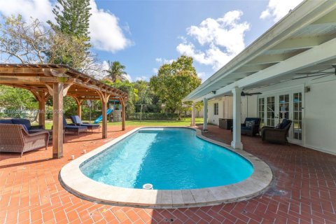 Casa en venta en Pinecrest, Florida, 3 dormitorios, 116.87 m2 № 2046685 - foto 27