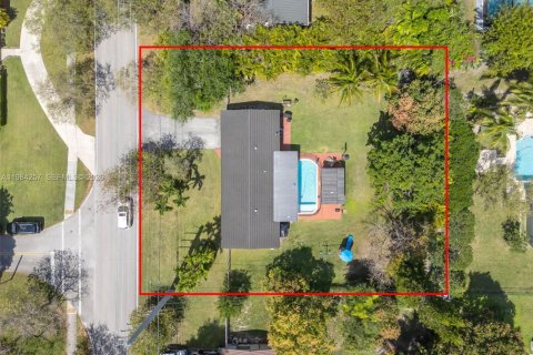 Casa en venta en Pinecrest, Florida, 3 dormitorios, 116.87 m2 № 2046685 - foto 29