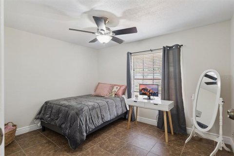 Casa en venta en Clermont, Florida, 3 dormitorios, 142.79 m2 № 2151557 - foto 16